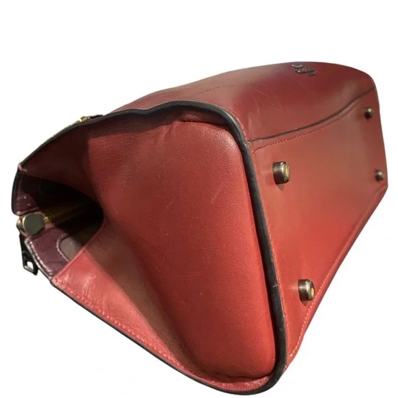 Coach x Selena Gomez Grace Satchel - Picture 9 of 16